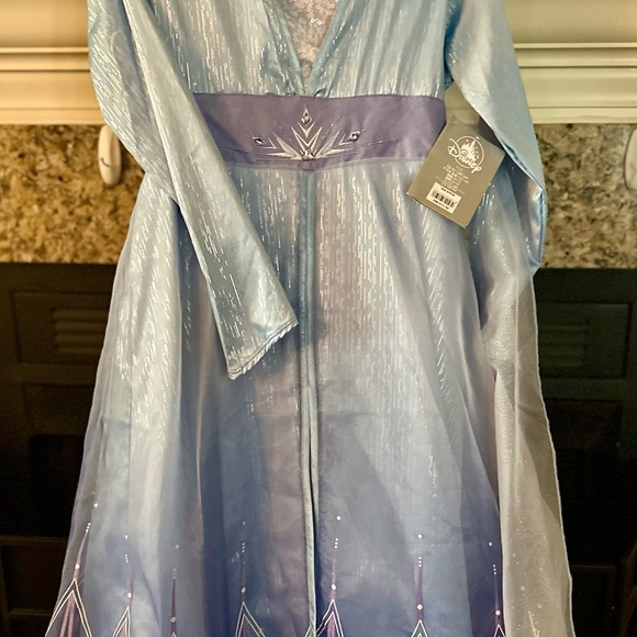 Disney Elsa Costume Frozen 2 size 9-10 - Picture 1 of 8